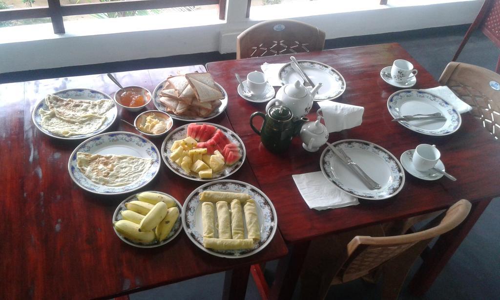 Splendid Lodge Mirissa Bagian luar foto