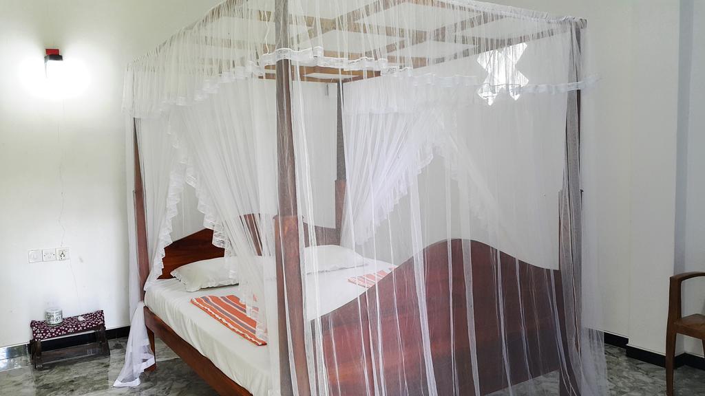 Splendid Lodge Mirissa Bagian luar foto